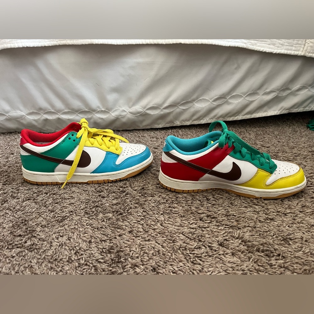 Size 6Y Nikes